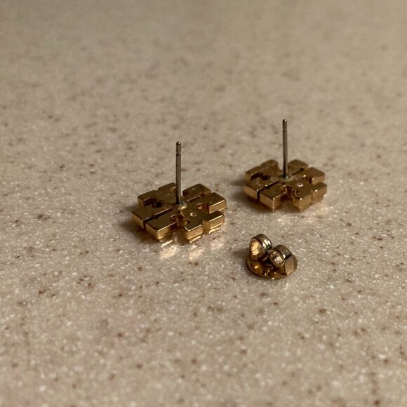 Tory Burch Iconic Logo Double T-Shape Stud Pierced Earrings - Picture 9 of 11